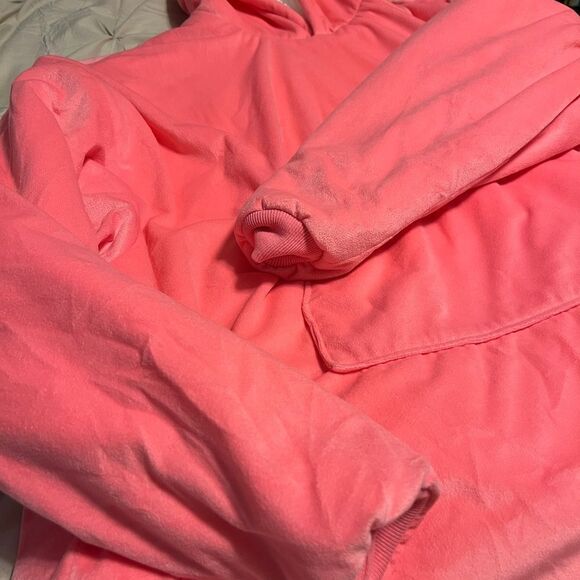 The Comfy in Pink - Picture 3 of 7